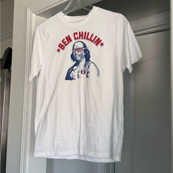 Funny USA White 'Ben Chillin' Unisex Graphic MAGA T-Shirt - Picture 4 of 4